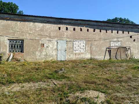 коммерческая по адресу с. Черемошное, Славогородського, 1