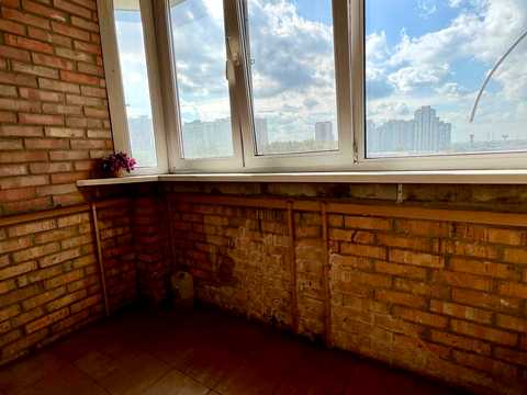 квартира за адресою Срібнокільська вул., 20