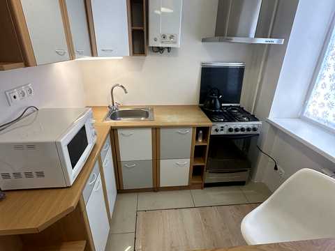квартира за адресою Соборна вул., 10