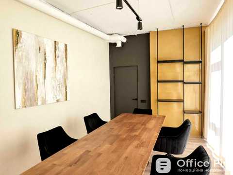 комерційна за адресою Київ, Буслівська вул., 12