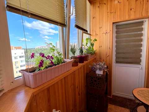 квартира за адресою Василя Симоненка вул., 2-А