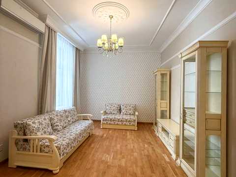 квартира по адресу Братьев Рогатинцев ул., 21