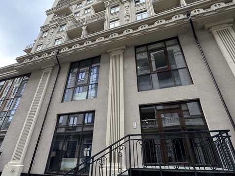 комерційна за адресою Карантинна вул., 22