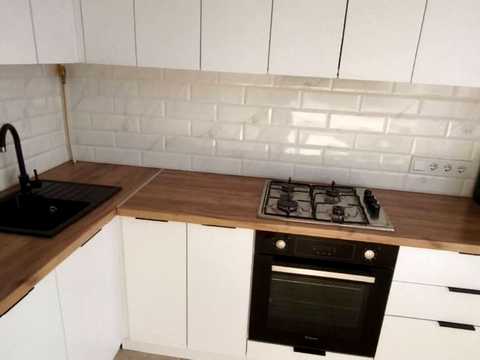 квартира за адресою смт. Авангард, Проїзна вул., 28