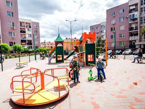 квартира за адресою смт. Авангард, Проїзна вул., 28