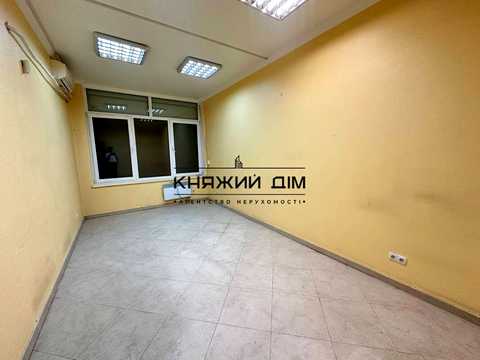 комерційна за адресою Урлівська вул., 40
