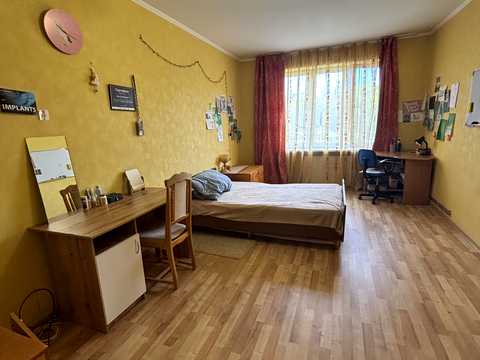 квартира за адресою Митна вул., 25