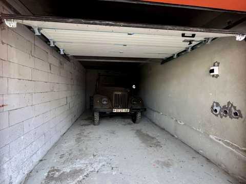 паркоместо по адресу Червоної Калини ул., 8