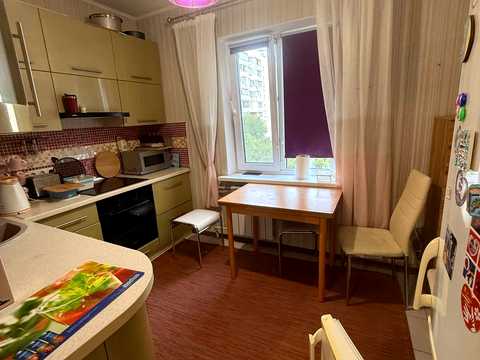 квартира за адресою Миколи Ушакова вул., 16