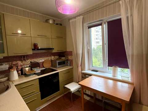 квартира за адресою Миколи Ушакова вул., 16