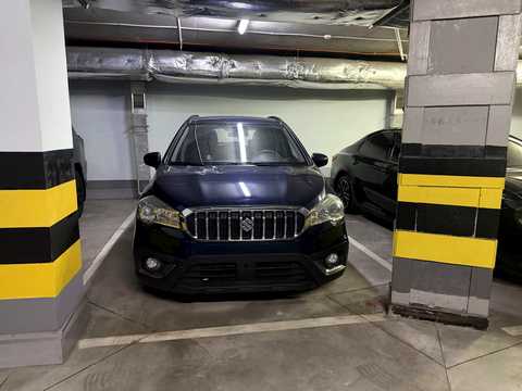 паркоместо по адресу майдан Незалежності пл., 9
