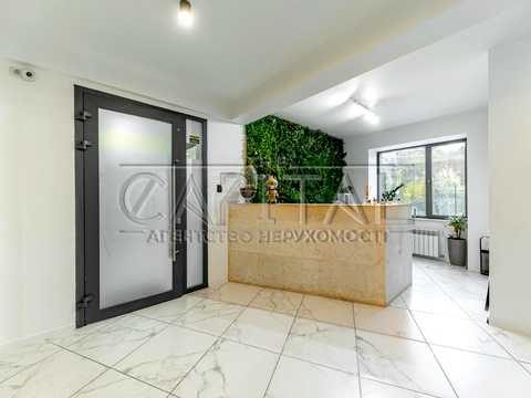 комерційна за адресою Болсуновська вул. (Сергія Струтинського), 2