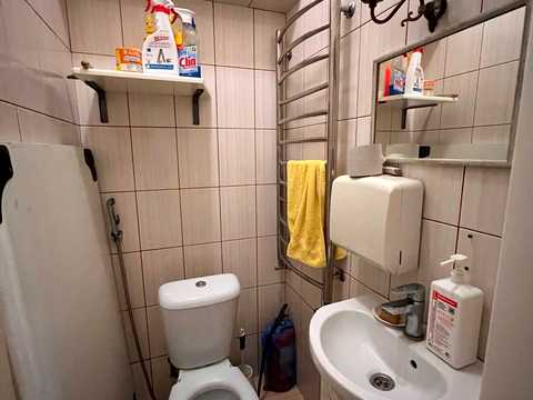 комерційна за адресою Львів, Короля Данила пл., 2
