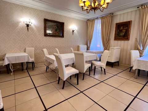 комерційна за адресою Львів, Короля Данила пл., 2