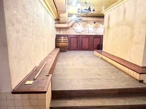 коммерческая по адресу Дмитрия Яворницкого просп. (Карла Маркса), 26
