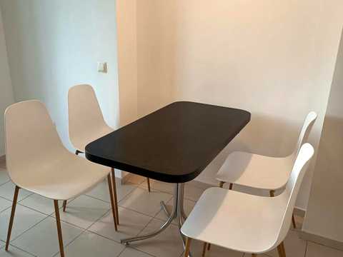 квартира за адресою Ромашкова вул., 10