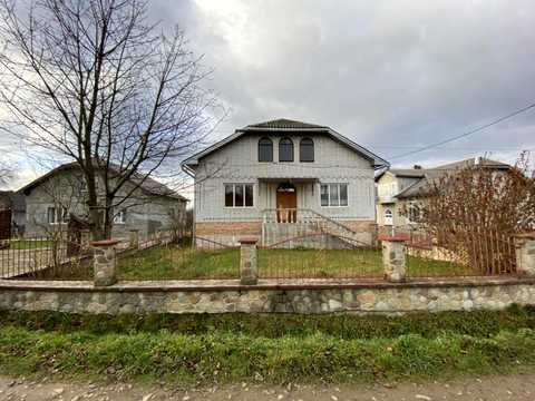 дом по адресу с. Солуков, Пасічна, 22