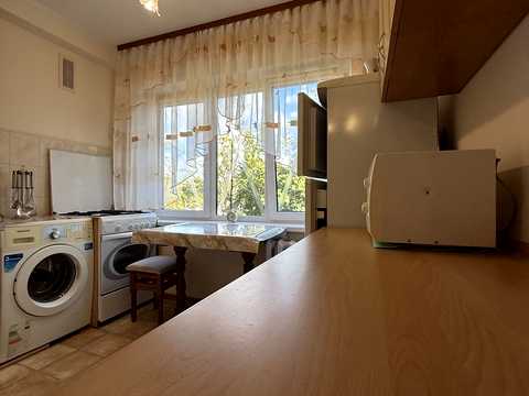 квартира за адресою Братиславська вул., 8