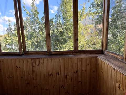 квартира за адресою Братиславська вул., 8
