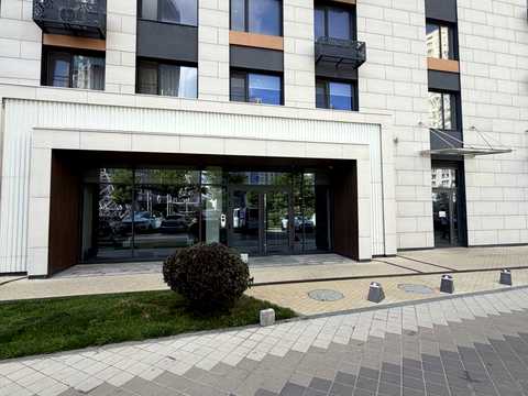 комерційна за адресою Академіка Заболотного вул., 1-А