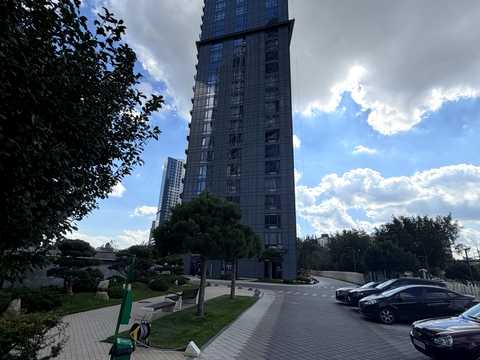 комерційна за адресою Академіка Заболотного вул., 1-А