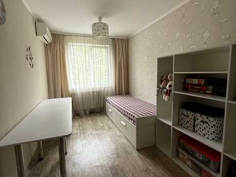 квартира за адресою Стадіонний проїзд, 4