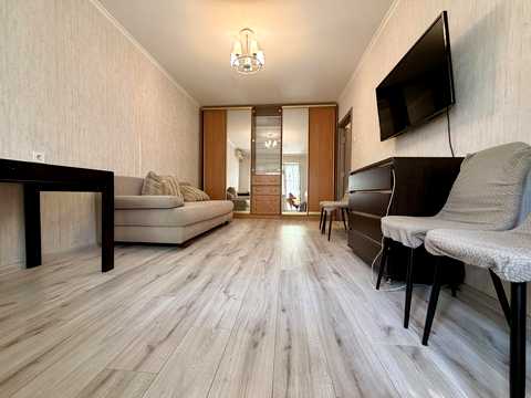квартира за адресою Академіка Корольова вул., 28