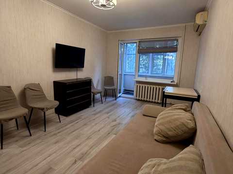 квартира за адресою Академіка Корольова вул., 28