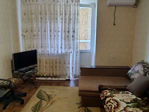 квартира за адресою Дослідна станція вул., 74