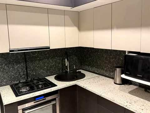 квартира за адресою Чеська вул., 4