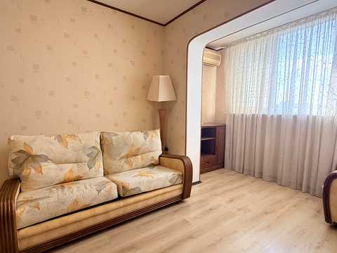 квартира по адресу Озёрная ул., 26