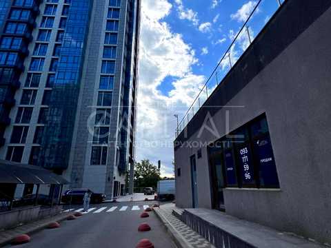 комерційна за адресою Андрія Верхогляда вул. (Михайла Драгомирова), 11-Б