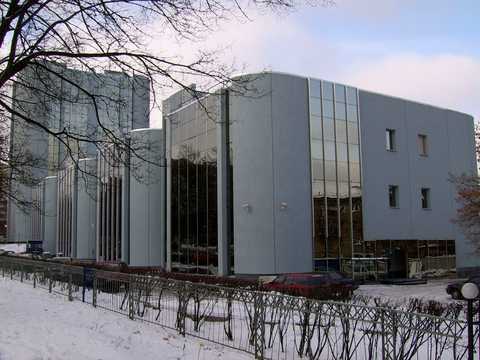 комерційна за адресою 1мая, 1