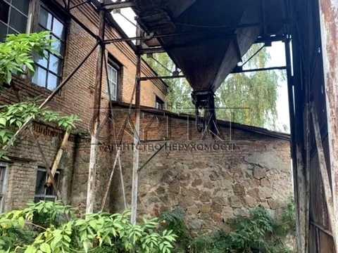 коммерческая по адресу Залізнична, 1
