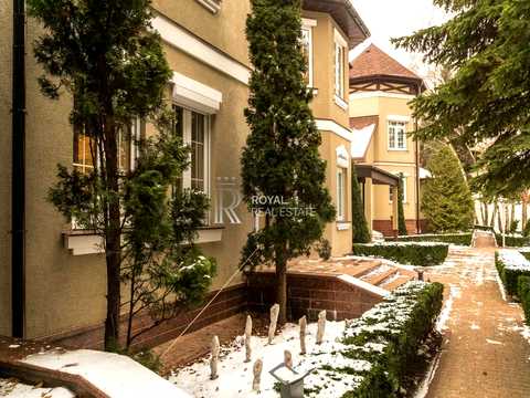 дом по адресу Памви Беринди пер. (Михайла Реута)