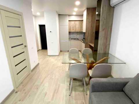 квартира за адресою Топольна вул., 4-В