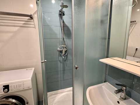 квартира по адресу Героев Днепра ул., 35