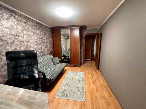 квартира за адресою Академіка Янгеля вул., 10