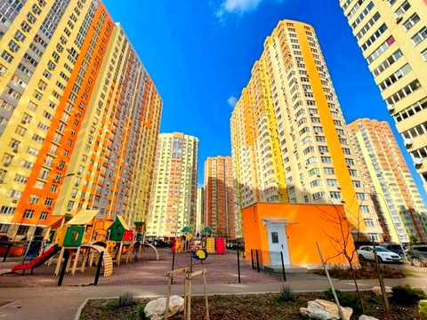 квартира по адресу Сім'ї Кульженків ул. (Петра Дегтяренка), 37