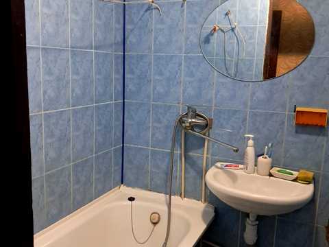 квартира за адресою Крошенська вул., 40
