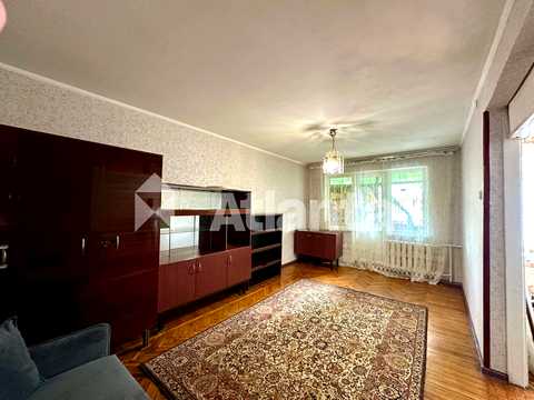 квартира за адресою Космонавтів вул., 52