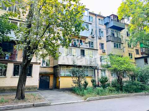квартира по адресу Космонавтов ул., 52