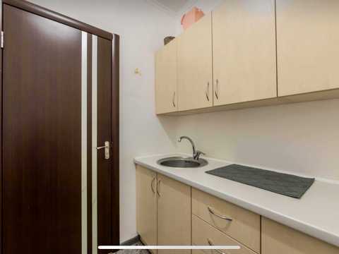 квартира за адресою Регенераторна вул., 4 к4