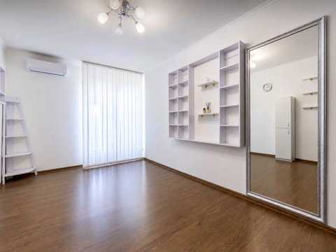 квартира за адресою Регенераторна вул., 4 к4