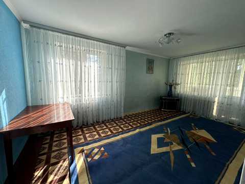 квартира за адресою Довженка вул., 5