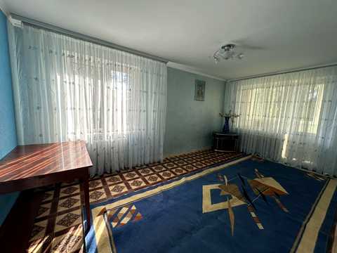 квартира за адресою Довженка вул., 5