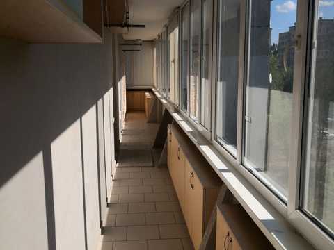 квартира за адресою Дніпровська набережна вул., 11