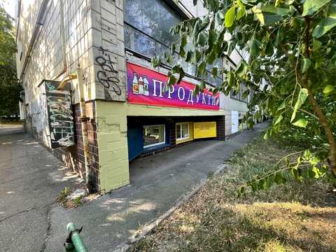комерційна за адресою Васильківська вул., 42