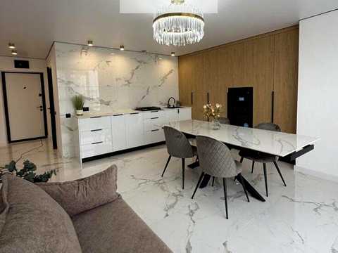 квартира за адресою Степана Бандери просп., 56