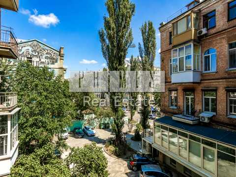 квартира за адресою Рейтарська вул., 20/24